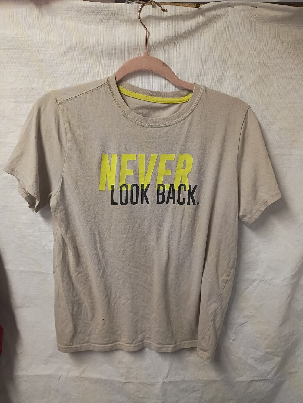 Never Look Back Crewneck Tee - Beige with Yellow Print